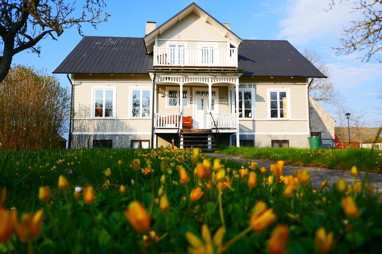 Three Pheasants Boutique Bed And Breakfast Ekeby  Exterior photo